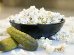Popcorn Rasa Karamel Sudah Biasa, Kini Ada Popcorn Rasa Acar Mentimun