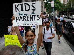 Duka Imigran yang Harus Terpisah dari Anaknya