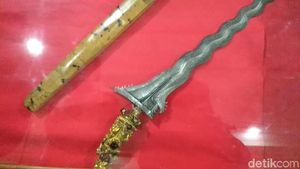 Ini Penampakan Dua Keris Seharga Rp 4 Miliar