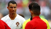 Ronaldo, yang menjadi kapten Portugal, tampil sebagai starter pada pertandingan di Stadion Luzhniki, Moskow, Rabu (20/6/2018). Foto: Dean Mouhtaropoulos/Getty Images