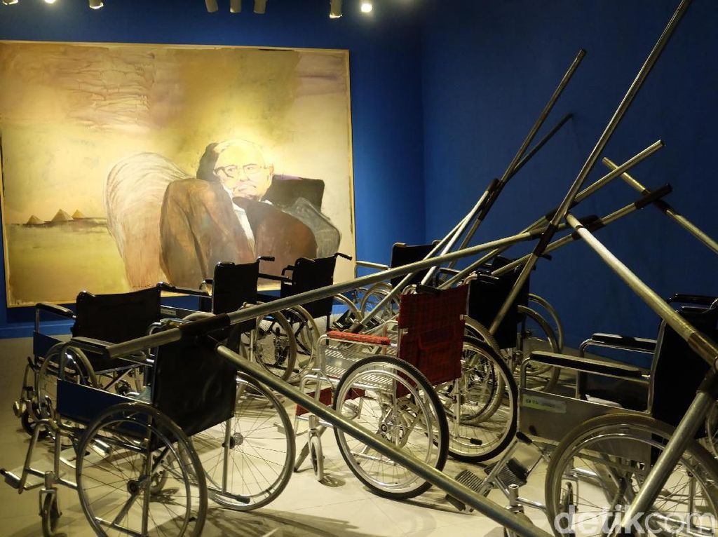 Berikan Tribut, Hanafi dan Goenawan Mohamad Lukis Stephen Hawking Berikan Tribut, Hanafi dan Goenawan Mohamad Lukis Stephen Hawking