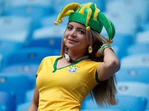 Wow, Suporter Brasil Sukses Bikin Hati Meleleh