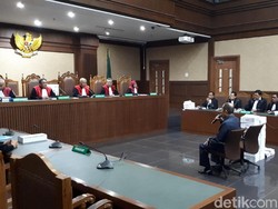 Jaksa KPK Keberatan Disebut Fredrich Udik hingga IQ Jongkok