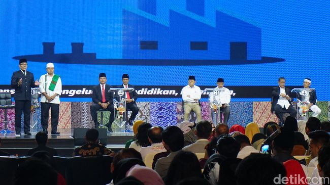 Potret Empat Paslon Pilgub Jabar Paparkan Visi dan Misi 