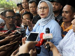 Polisi Tak Beri Izin Diskusi Ratna Sarumpaet-Rocky Gerung di Babel