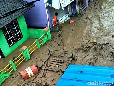 Ngerinya Saat Banjir Bandang Terjang Banyuwangi