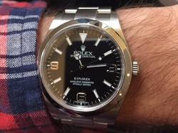 Harga Jam Rolex Melambung Gara-gara Emas