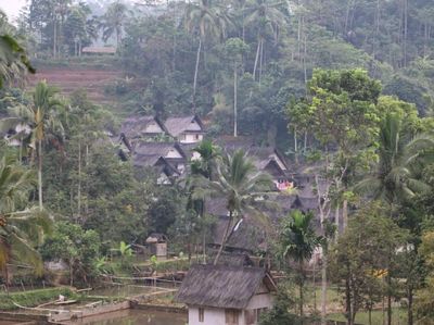 Foto: Asri dan Damainya Kampung Naga Jawa Barat