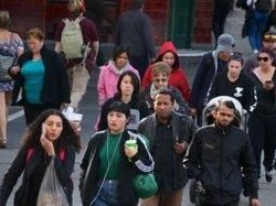 Penduduk Australia Hampir Mencapai 25 Juta Jiwa