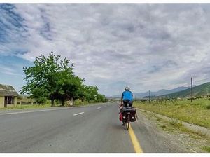 Perjuangan Fans Messi yang Rela Gowes 4.200 Km ke Rusia demi Ketemu Idola