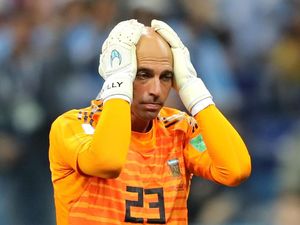 Cerita tentang Kanker yang Diidap Putri Kiper Argentina Willy Caballero Cerita tentang Kanker yang Diidap Putri Kiper Argentina Willy Caballero