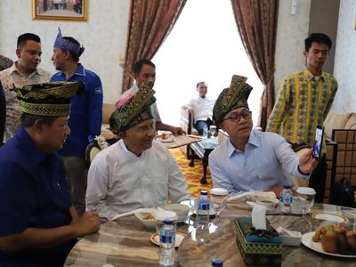Momen Pertemuan SBY, Amien Rais dan Zulkifli Hasan di Pekanbaru
