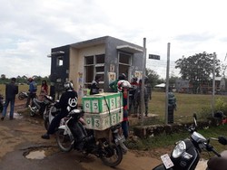 Bayi di Tas Hitam Dibuang di Pos Bandara Hasanuddin