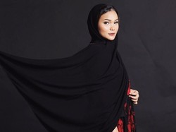 Cerita Youtuber Cantik Lepas Jilbab, Nggak Nyangka Ini Alasannya