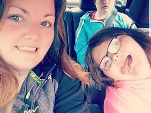 Hiks! Bocah Autis Ini Diperlakukan Nggak Baik di Tempat Umum