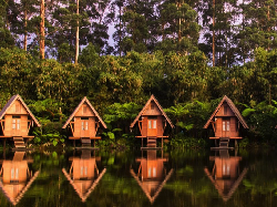 Paket Pesawat & Hotel Murah, Wisata Outdoor di Bandung Semakin Seru