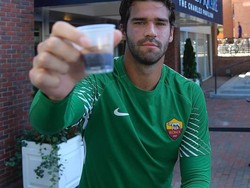 Alisson Becker Berlabuh ke Liverpool
