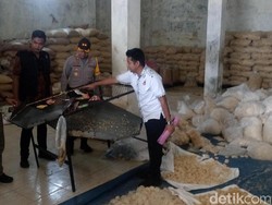 Tanpa Dimasak, Begini Cara Mi Instan Kedaluwarsa Diproduksi