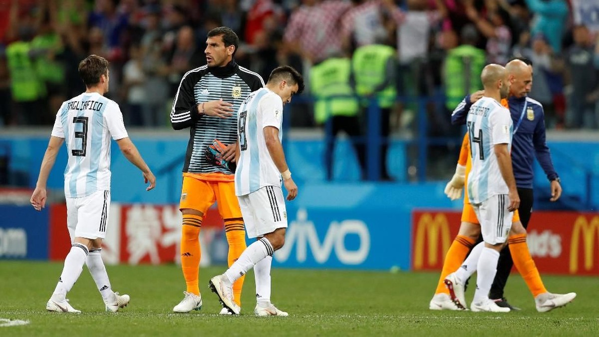 Javier Mascherano meminta Argentina untuk berdoa. (Foto: Carlos Barria/Reuters)