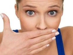 Hmmm, Ternyata 5 Minuman yang Biasa Diminum Ini Bikin Bau Mulut