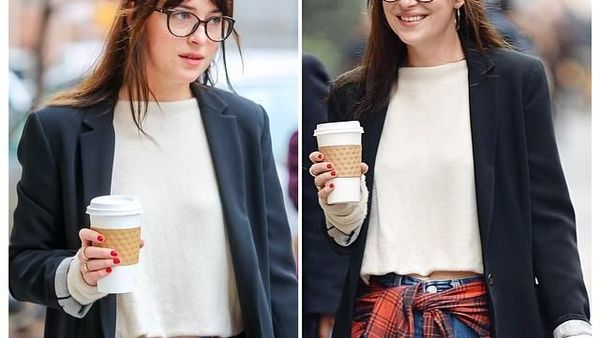 Yuk, Intip Si Cantik Dakota Johnson Saat Ngopi dan Cicip Makanan