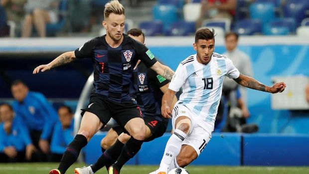 Eduardo Salvio yang merupakan pemain Benfica ikut memperkuat timnas Argentina. (