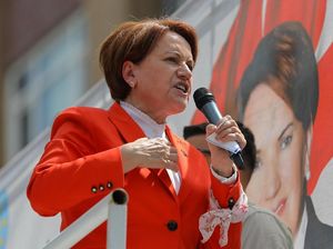 Foto: Meral Aksener, Satu-satunya Wanita Penantang Erdogan