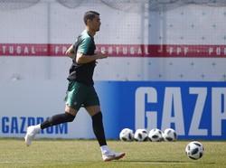Sebelum ini bintang Portugal tersebut mencetak hat-trick dalam hasil seri 3-3 lawan Spanyol dan satu gol dalam kemenangan 1-0 atas Maroko. (Foto: Axel Schmidt/Reuters)