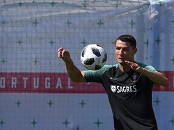 Seluruh empat gol Portugal di Piala Dunia 2018 sejauh ini diborong oleh Ronaldo. (Foto: FRANCISCO LEONG/AFP)