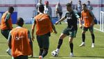 Cristiano Ronaldo Serius Latihan, tapi Juga Sempat Iseng