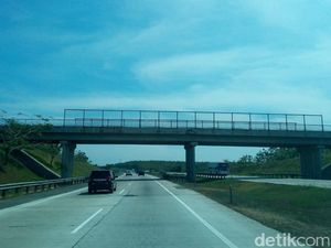 Tips Aman Berkendara di Tol Trans Jawa Tips Aman Berkendara di Tol Trans Jawa