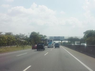 Potret Lancarnya Tol Jakarta-Cikampek Saat Arus Balik