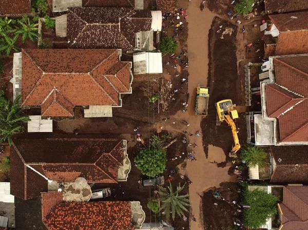 Kerusakan Akibat Banjir Bandang Banyuwangi Dilihat dari Atas