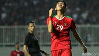 Kekecewaan pemain Timnas Indonesia usai gagal memanfaatkan peluang.