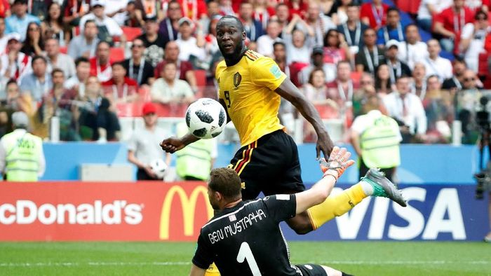 Romelu Lukaku mencetak gol keduanya ke gawang Tunisia, dalam keunggulan 3-1 untuk Belgia di babak pertama (Foto: Grigory Dukor/Reuters) Romelu Lukaku mencetak gol keduanya ke gawang Tunisia, dalam keunggulan 3-1 untuk Belgia di babak pertama (Foto: Grigory Dukor/Reuters)