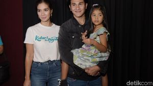 Hot Daddy! Vino G Bastian Gendong Sang Putri