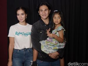 Hot Daddy! Vino G Bastian Gendong Sang Putri