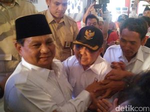 Prabowo Prihatin Bung Karno Dijadikan Ikon Partai