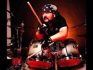 Vinnie Paul Meninggal Dunia Vinnie Paul Meninggal Dunia