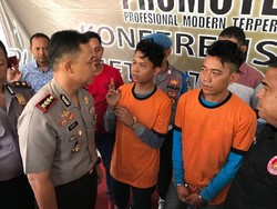 Polisi Tembak 2 Penumpang Perampok Sopir Taksi Online