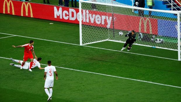 Satu-satunya gol Serbia di babak pertama 