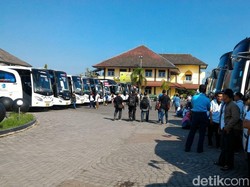 70 Bus Angkut Pemudik dari Solo Raya Kembali ke Jakarta