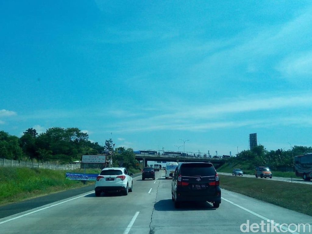 Mudik Sudah Dekat, Inikah Saat Tepat Beli Mobil Pribadi? Mudik Sudah Dekat, Inikah Saat Tepat Beli Mobil Pribadi?