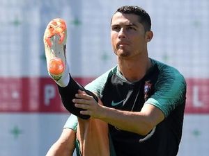 Bergairahlah Italia atas Ronaldo