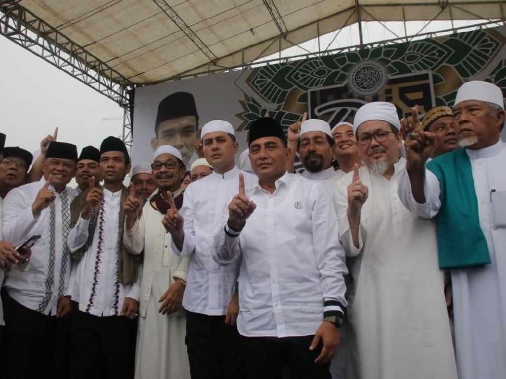 Gatot Nurmantyo Serukan Pilih Pemimpin Asli Sumut Gatot Nurmantyo Serukan Pilih Pemimpin Asli Sumut