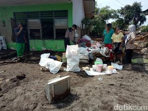 BPBD Banyuwangi: 549 Rumah Rusak Akibat Banjir Bandang BPBD Banyuwangi: 549 Rumah Rusak Akibat Banjir Bandang