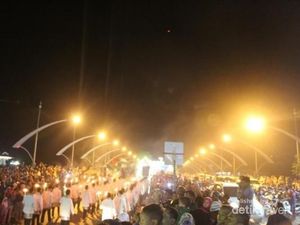 Momen Keriuhan Malam Takbiran di Banda Aceh