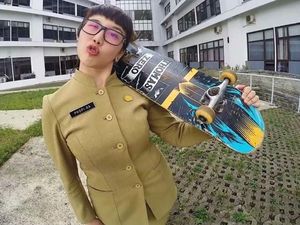 Viral PNS Cantik Main Skateboard ke Kantor yang Juga Hobi Olahraga Menantang