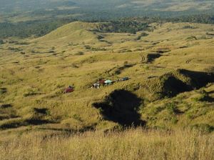 Ini Paket Itinerary Lengkap Mendaki Gunung Tambora