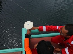 Pencarian KM Sinar Bangun Pakai Pengukur Jarak dan Robot